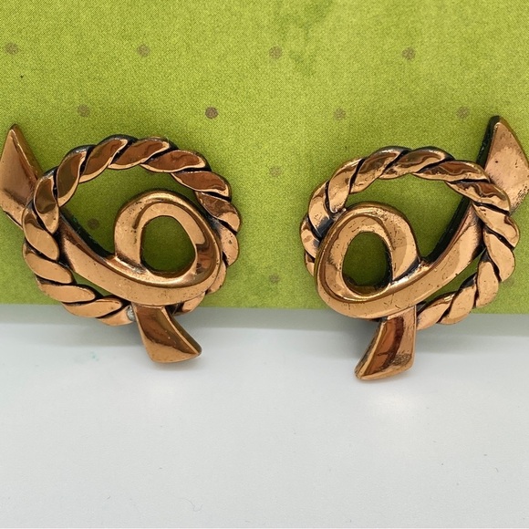 Vintage Copper Mod Clip On Earrings - Picture 2 of 8